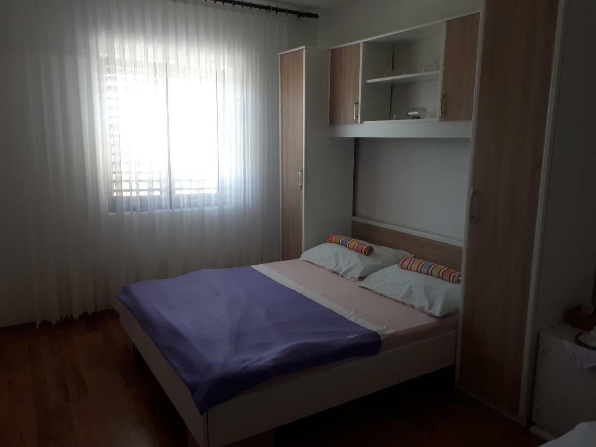 Luminaria Solis Vacation Home Rogoznica  Exterior foto