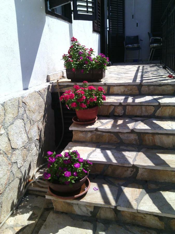 Luminaria Solis Vacation Home Rogoznica  Exterior foto